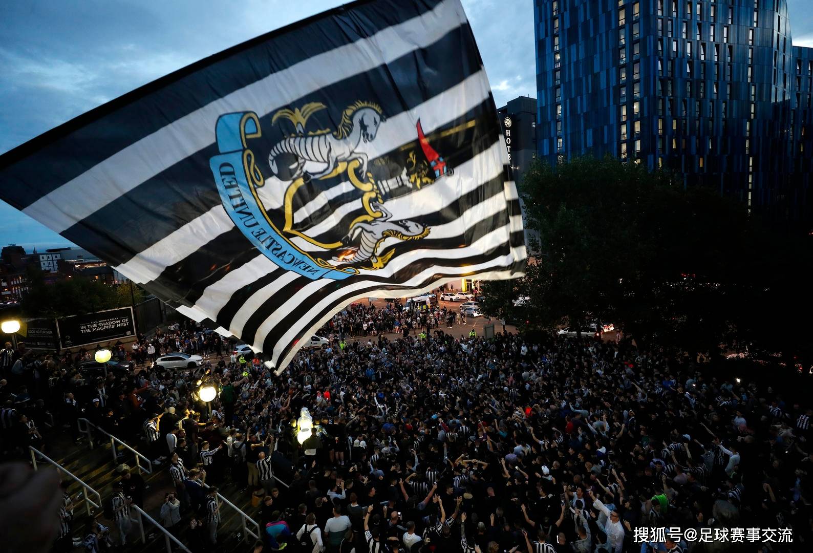 纽卡斯尔联足球_今日足球:桑德兰vs纽卡斯尔联 布莱克本vs剑桥联