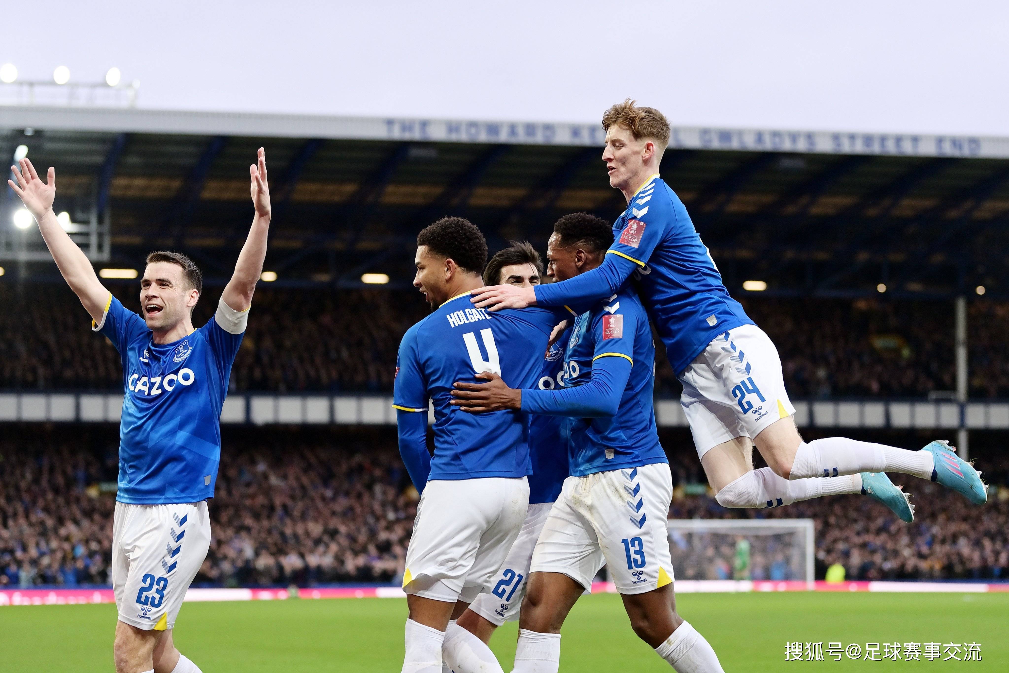 纽卡斯尔联足球_今日足球:桑德兰vs纽卡斯尔联 布莱克本vs剑桥联