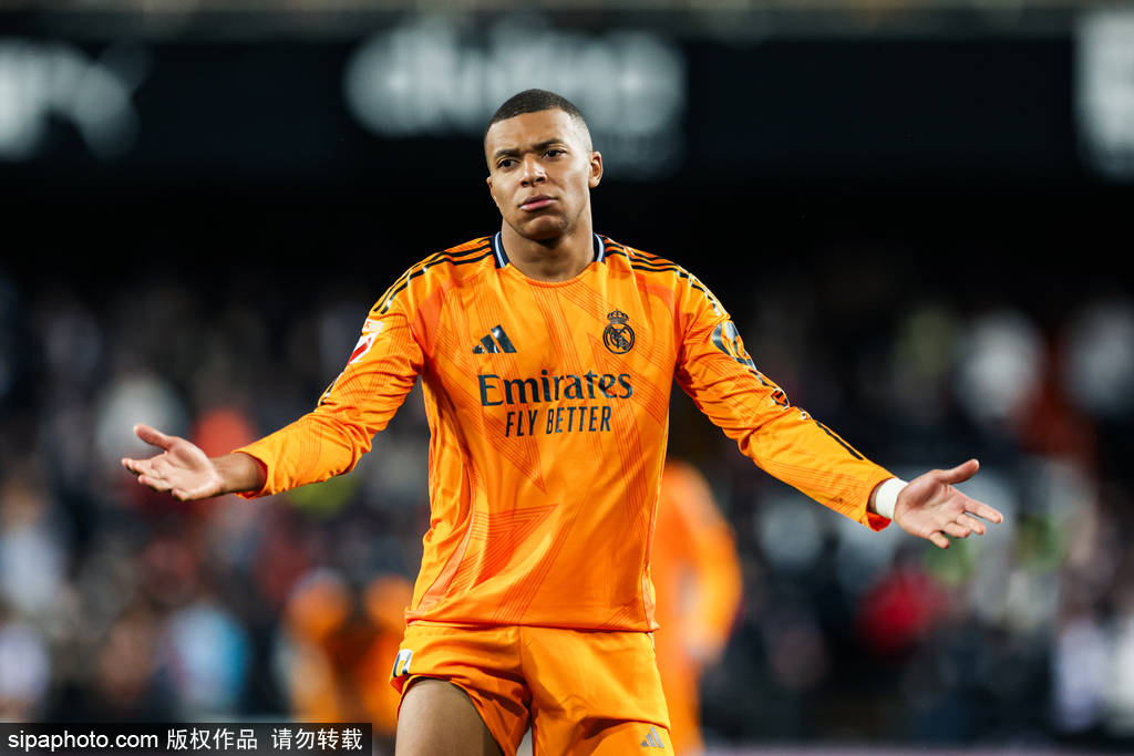 How to apply for the Crown Credit Network_西甲-维尼修斯报复染红贝林失点+补时绝杀 皇马2-1登顶