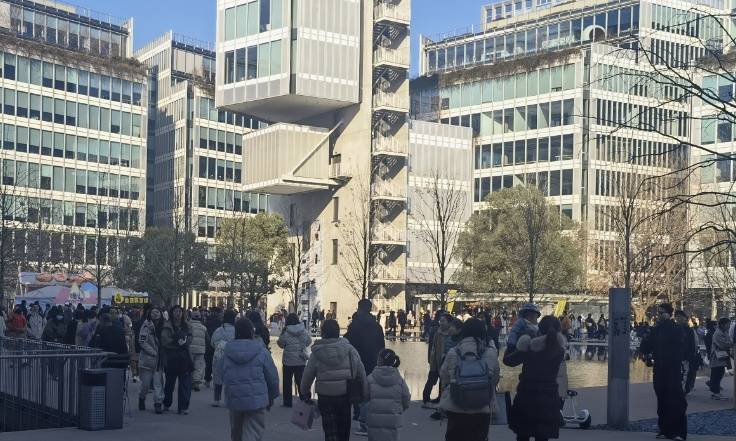 mos033皇冠_暴降10℃!要下雨了!刚刚确认:杭州马上大反转mos033皇冠,春节天气将…