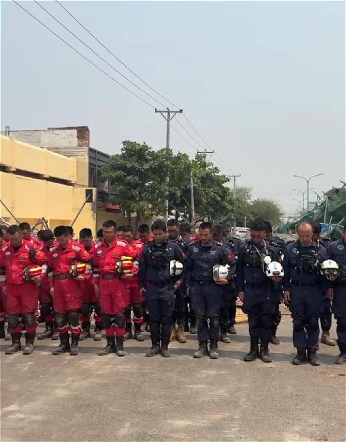 怎么注册皇冠信用网
_缅甸强震已造成2719人遇难怎么注册皇冠信用网
，曼德勒拉响警报，搜救现场众人脱帽默哀