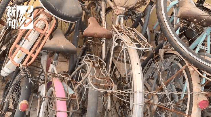 皇冠信用網代理申请_上海一小区车位被长年霸占！居民窝火皇冠信用網代理申请，物业却不敢动……危险！