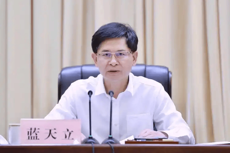 皇冠信用網最新地址_宁夏回族自治区政府原主席刘慧被查皇冠信用網最新地址，系今年落马的第6位正部级