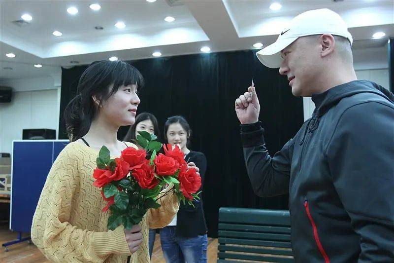 体彩足球平台_上海著名演员因病去世体彩足球平台，年仅50岁，网友：不敢相信！