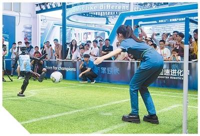 皇冠信用網足球代理_在世界机器人大会上感受“未来已来”（新时代画卷）