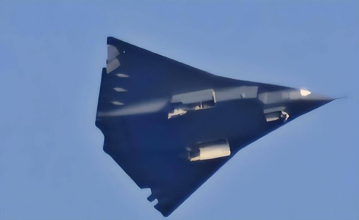 皇冠信用網出租代理_轰-20还要等多久皇冠信用網出租代理，为什么我们不着急了？轰-6N+惊雷导弹覆盖全球