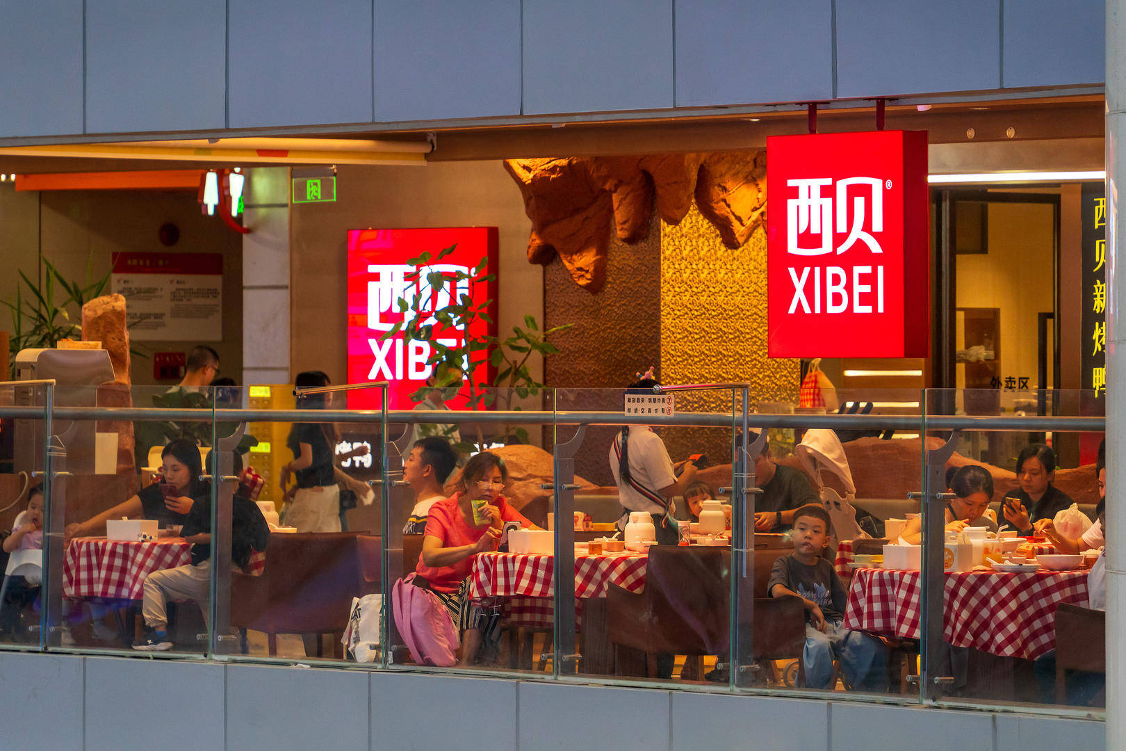 皇冠公司的代理怎么拿_“预制菜大战”100小时：西贝们的傲慢皇冠公司的代理怎么拿，和罗永浩们的偏见