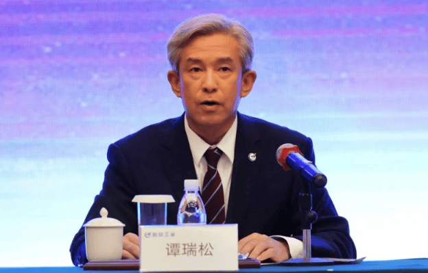 介绍个信用网址多少
_中央批准介绍个信用网址多少
，开除蒋超良、陆文俊、张建华党籍