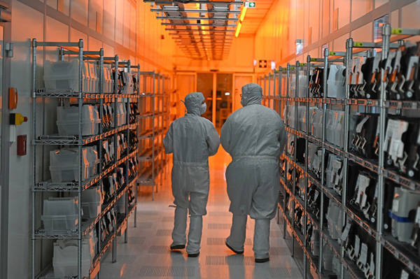 世界杯信用网正网
_荷兰分析人士：安世半导体事件表明世界杯信用网正网
，欧洲夹在中美之间无能为力