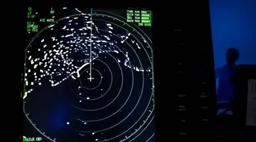 世界杯信用网开户
_近日曝光！中国用一辆吉普车虚拟10万吨航母世界杯信用网开户
，南海戏耍美军侦察机