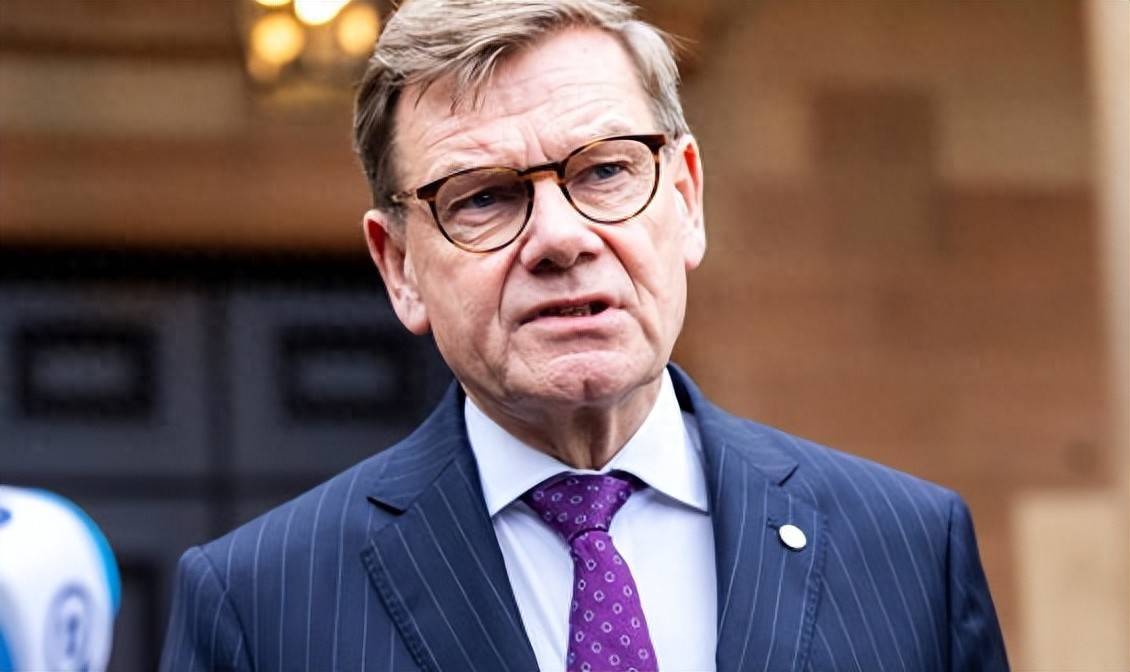 正版皇冠信用网
_被国内骂惨正版皇冠信用网
，德外长改口，为获得稀土出口许可，德企已向中国提交供应链数据！