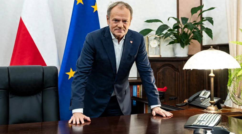 正版皇冠信用网代理
_俄乌战争停不下来？波兰总理：乌克兰准备再战斗两到三年正版皇冠信用网代理
，时间再长就不行了