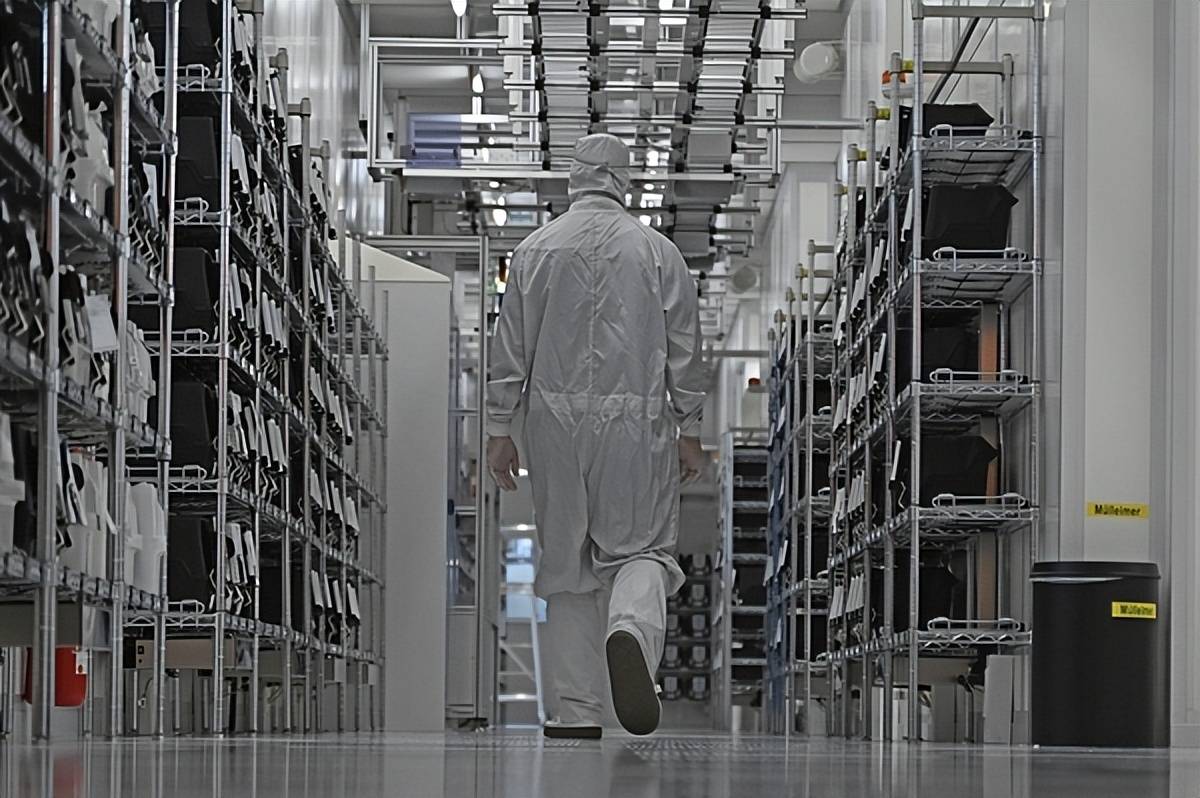 hga030手机登录
_闻泰科技给荷兰下“死令”hga030手机登录
，提出恢复前CEO职务！做不到的话，安世半导体别想从中国出口