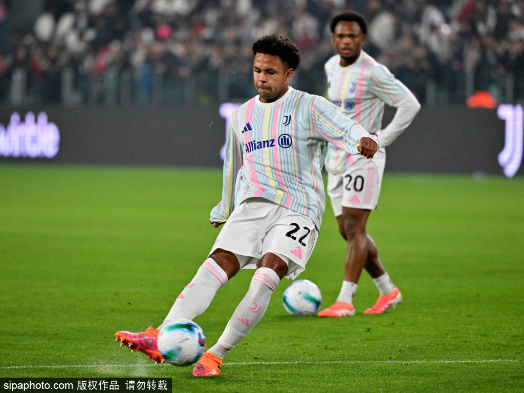 足球盘口开户
_开场闪电破门足球盘口开户
！科斯蒂奇当选尤文vs克雷莫内塞全场最佳球员背后的故事与数据解析