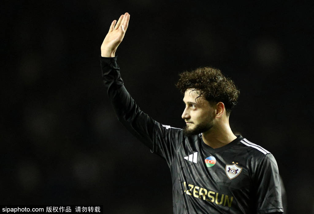 皇冠信用盘APP下载_越战越勇！21岁加纳乔4620万加盟蓝军皇冠信用盘APP下载，006后近4场造4球本场9.7分