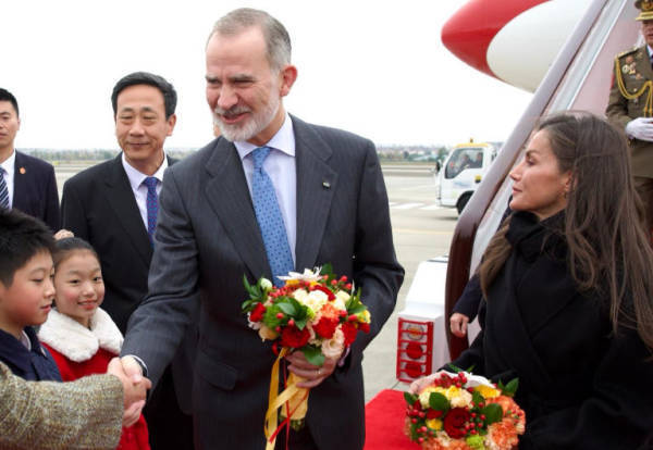 怎么申请皇冠信用网
_“什么自割咽喉怎么申请皇冠信用网
?西班牙就要做中国在欧洲最好的朋友”