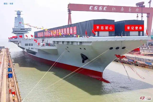 皇冠信用网代理出租
_双层软卧变三层硬卧！福建舰宿舍首次公开皇冠信用网代理出租
，咋比辽宁山东舰还挤？