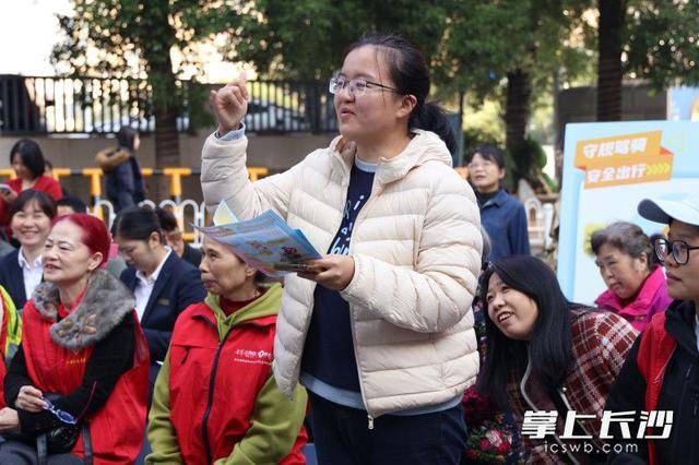 皇冠信用网会员开户
_长沙发布“文明骑行20件小事” 20位“文明观察员”上岗