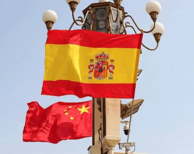 皇冠信用盘开户
_时隔18年来华皇冠信用盘开户
，第一站没去北京！中方高规格接待，狂签10项协议