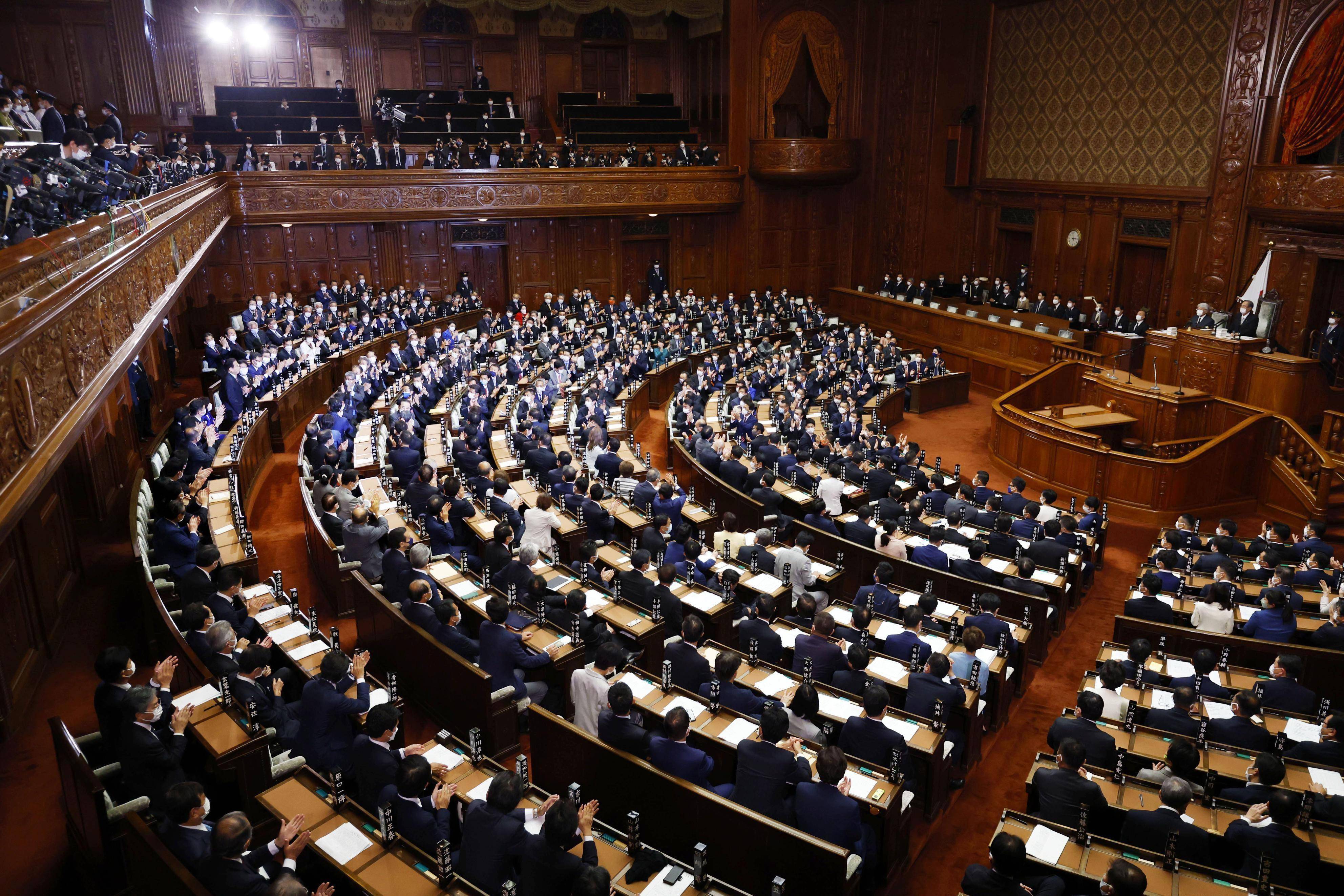 2026世界杯晋级
_中国在黄海三天实弹演习2026世界杯晋级
，外资紧急撤离出日本，日官员已抵华，高市早苗想体面认输？