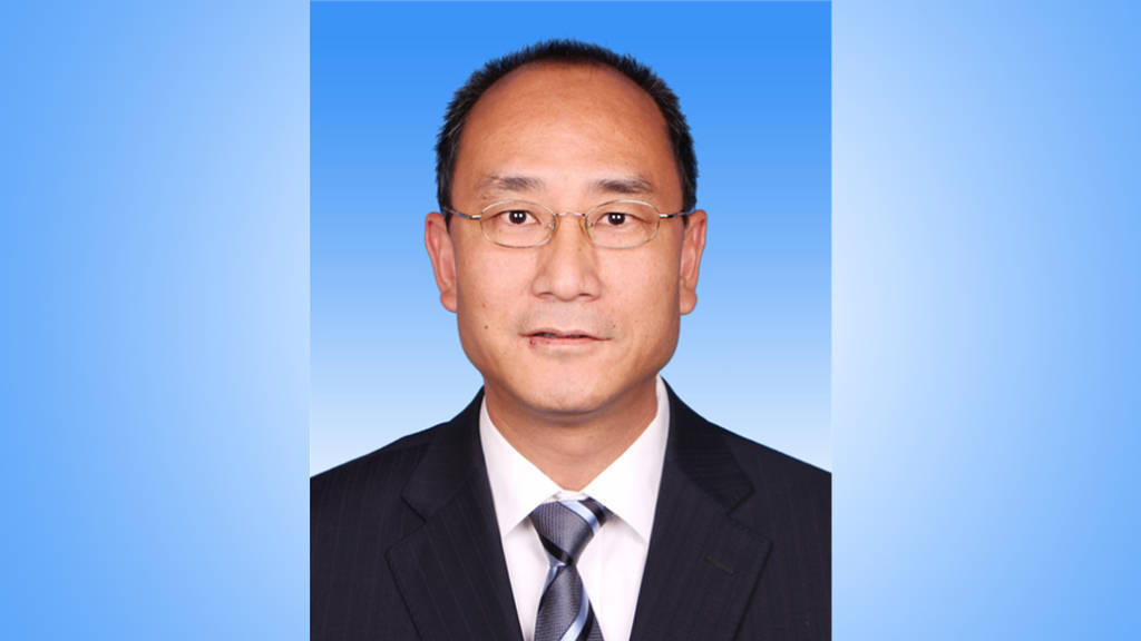 皇冠信用盘代理申条件
_云南昆明市委常委、常务副市长陈伟主动投案