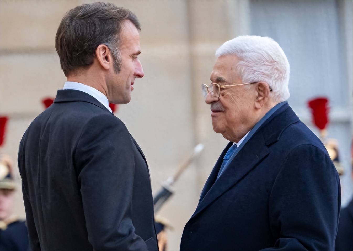 皇冠信用盘代理
_美国拦不住了！登上访华专机前皇冠信用盘代理
，当着全世界的面，马克龙做了一个大胆决定，日本加拿大急得跳脚？