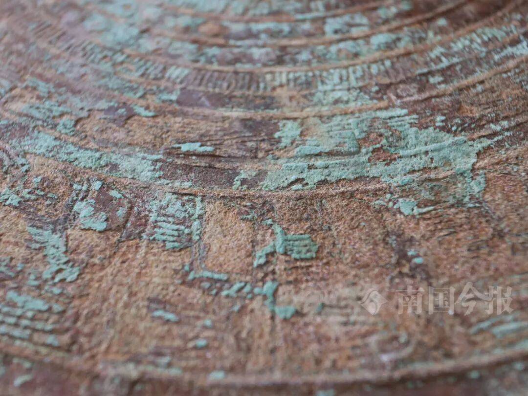 皇冠信用网登3代理
_柳州钓鱼阿叔竹林挖蚯蚓皇冠信用网登3代理
，竟挖出千年前的“大宝贝”！