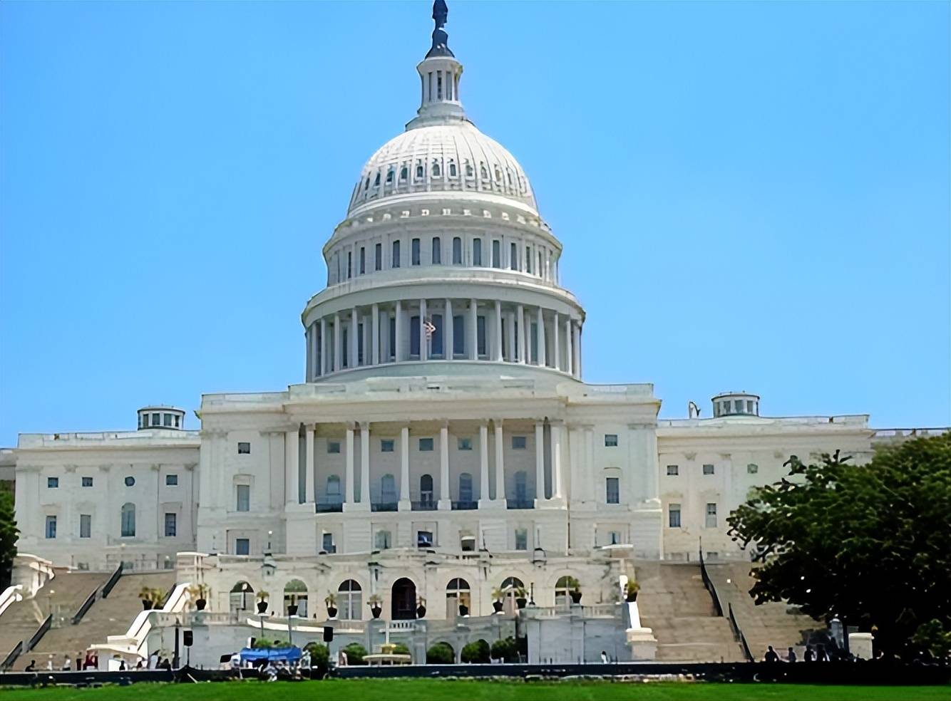 皇冠信用出租
_结束了！泽连斯基发表全国讲话皇冠信用出租
，28条砍至19条换和平，乌克兰人狂欢：终于不用提心吊胆