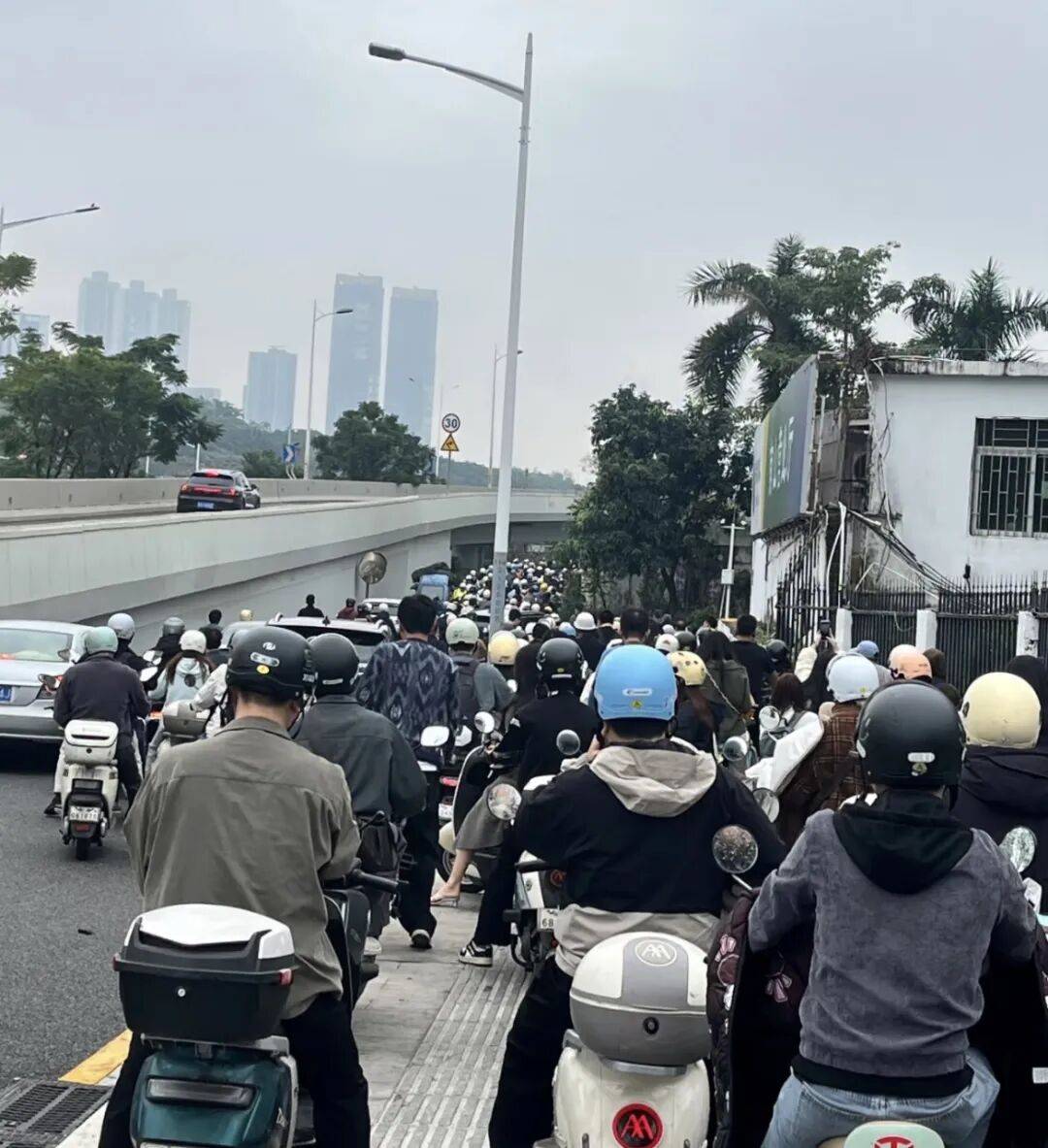 欧洲区附加赛C组
_“等到车熄火”！深圳一主干道欧洲区附加赛C组
，因封路导致拥堵！多部门研究疏解方案