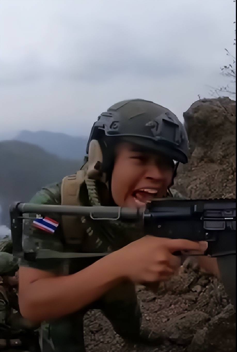 综合过关2串1 和 3串1有什么区别?
_就在刚刚综合过关2串1 和 3串1有什么区别?
,泰国军队遭最大惨败:柬埔寨敢死队手持56冲,光脚冲锋