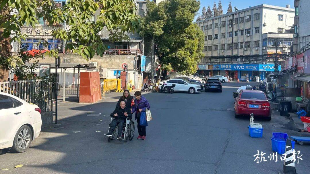 洪都拉斯国家联赛
_新婚不久捡到孩子洪都拉斯国家联赛
,杭州女子养了他60年,现在仍在当全职妈妈…