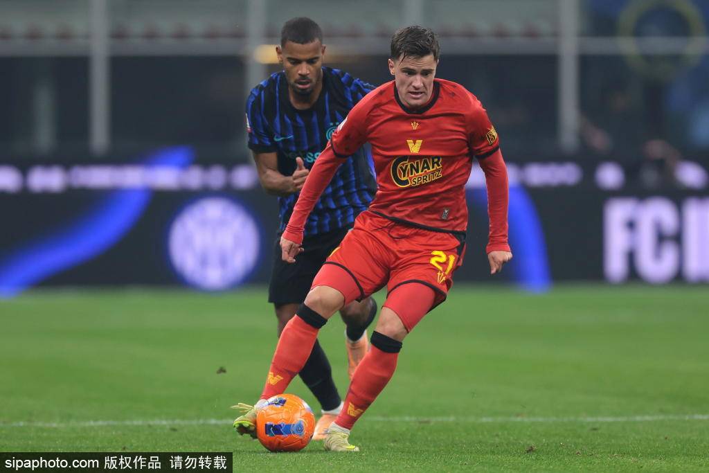 Bayer Leverkusen (Miguel) Esports VS Borussia Dortmund (Giant) Esports
_坎塞洛欲离开利雅得新月Bayer Leverkusen (Miguel) Esports VS Borussia Dortmund (Giant) Esports
,国米有意租借但高薪成阻碍