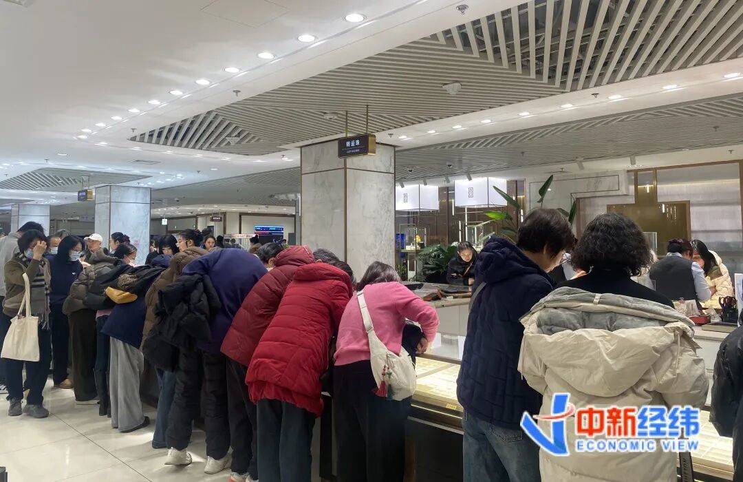 多伦多vs蒙特利尔
_一夜大跌多伦多vs蒙特利尔
,价格又跌回去了!有人刚买完发现价格回落,犹豫后又下手了……