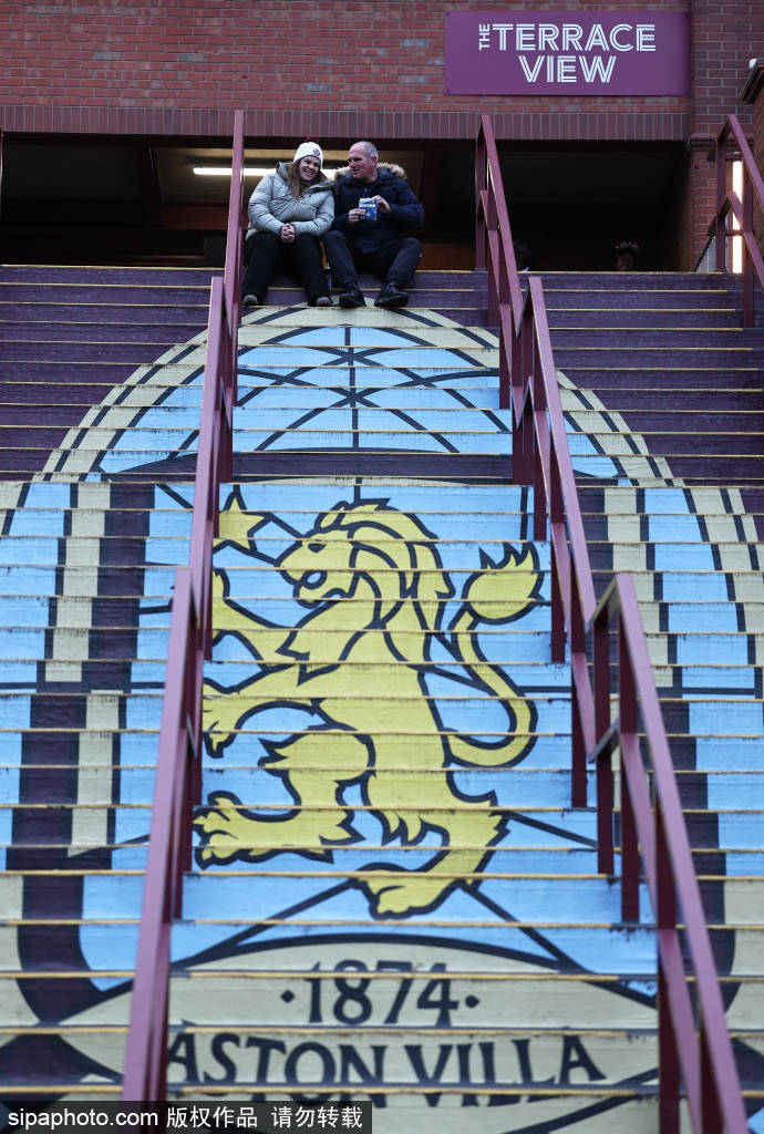 hga030.com怎么注册_费迪南德理想的曼联主帅：德泽尔比与图赫尔的选择之争