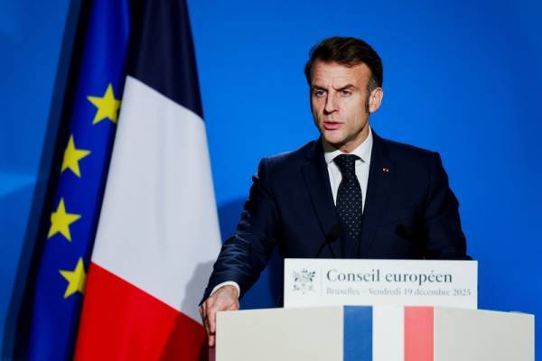 皇冠信用
_马克龙改口:“既不支持也不赞同”美国掳走马杜罗