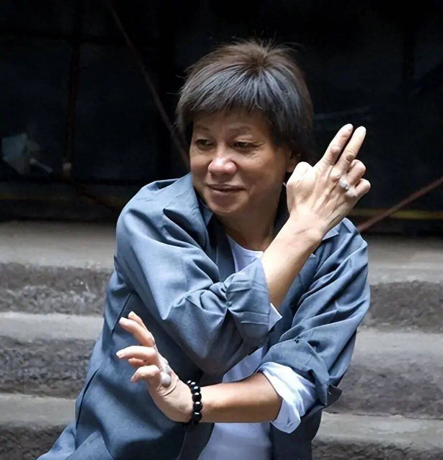 皇冠登录地址_著名功夫明星梁小龙去世皇冠登录地址，享年77岁，曾在《功夫》中饰演“火云邪神”，其将在深圳出殡