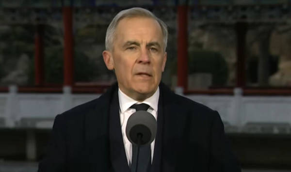 皇冠信用平台出租出售_美国商务部长放话:跟中国走近皇冠信用平台出租出售,特朗普能让加拿大好过?