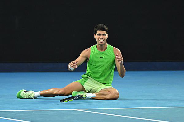 足球外围买球网站_澳网|男单决赛书写历史:阿尔卡拉斯最年轻全满贯VS德约科维奇大满贯25冠