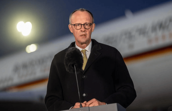 皇冠信用网哪里申请_在中国待了两天一夜皇冠信用网哪里申请,德国总理默茨变了,完全没了之前高高在上的样子