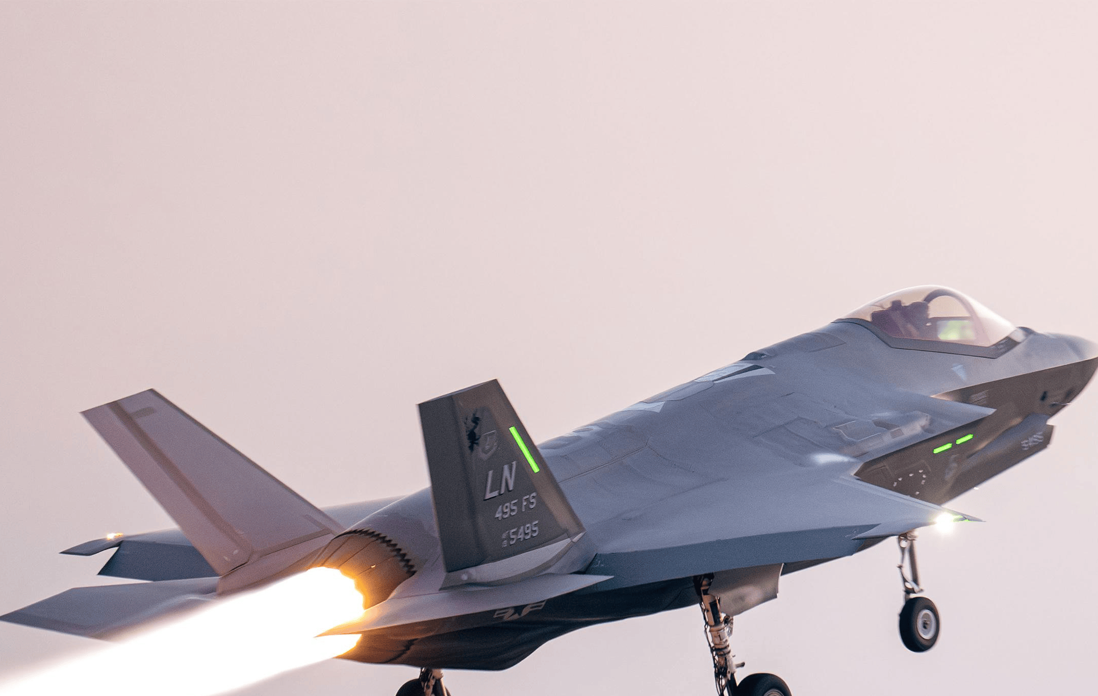 皇冠信用盘需要押金吗
_回旋镖太狠皇冠信用盘需要押金吗
,美给乌情报炸莫斯科,如今自己基地被炸,俄还有底牌